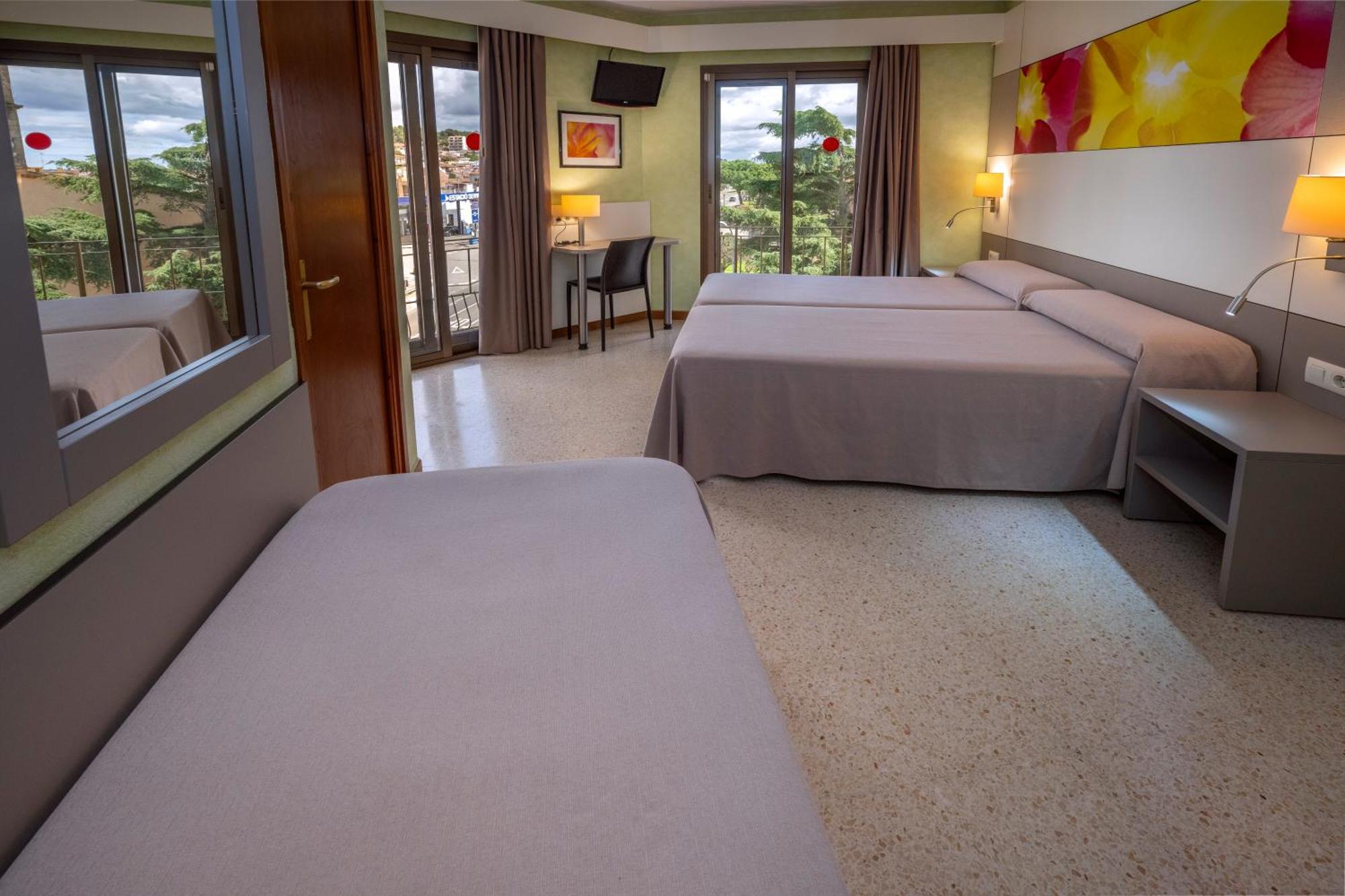 Hotel Sabiote Pineda de Mar Ngoại thất bức ảnh