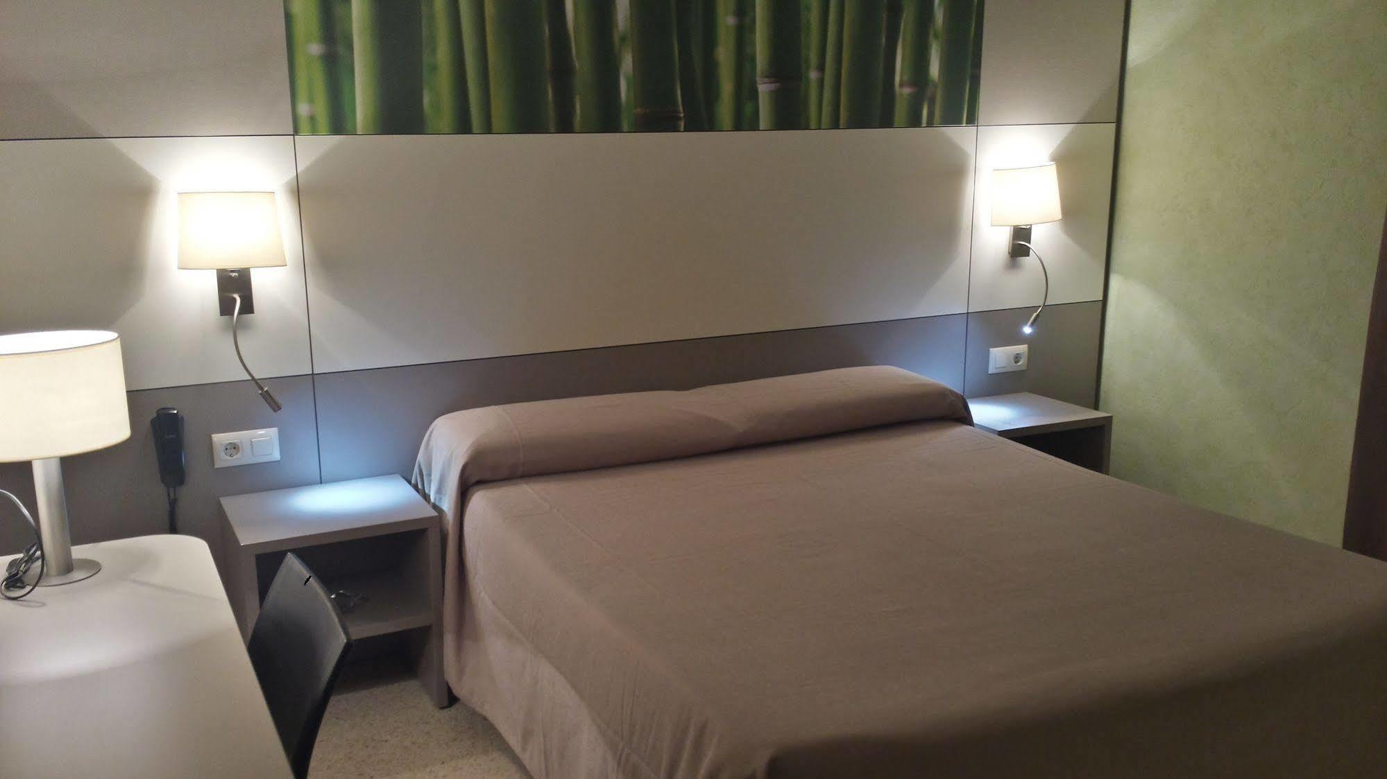 Hotel Sabiote Pineda de Mar Ngoại thất bức ảnh